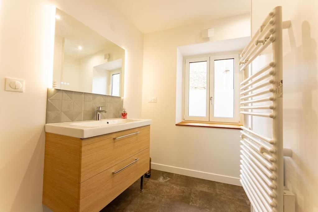 Le « Victor Hugo » Valence Centre Apartment Ngoại thất bức ảnh
